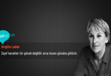 Photo of Brigitte Labbé Sözleri